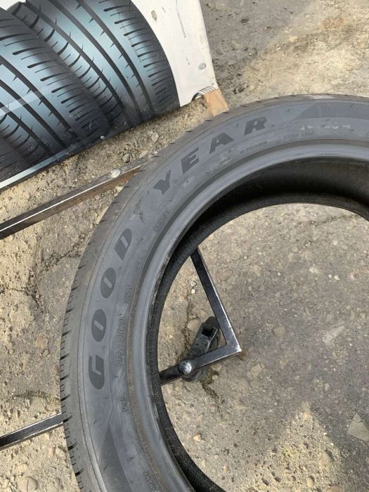 Шини нові 255/45 R20 Goodyear нові літо