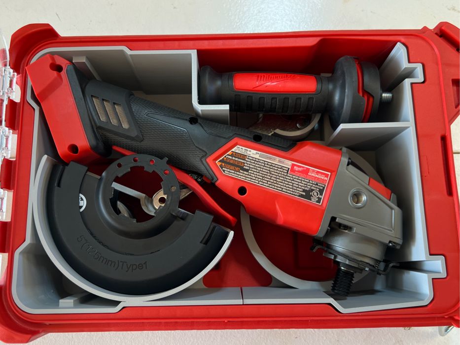 Molde 3d para caixa milwaukee packout m18 rebarbadora