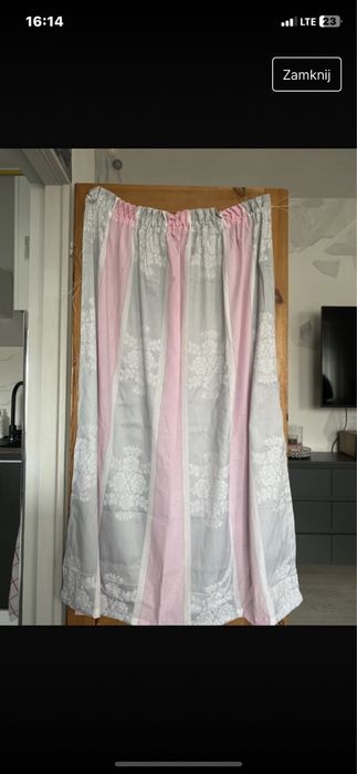 Zaslony rozowo szare