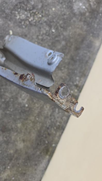 VW Touran I Lift 1T0 błotnik prawy przedni oryginał LA7W