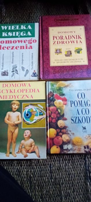 Zestaw 4 nowych  ksiąg medycznych