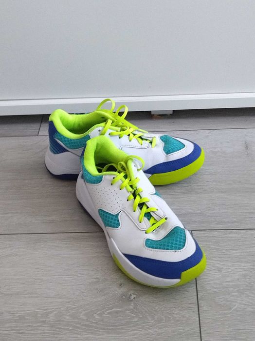 Sportowe buty dziecięce rozmiar 37