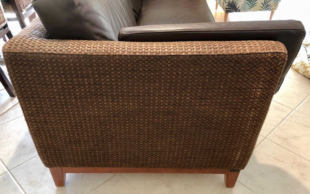 Sofa em pele marca Belar - PROMO