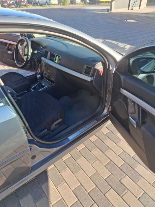 Продам Opel Vectra C 2004 року випуску
