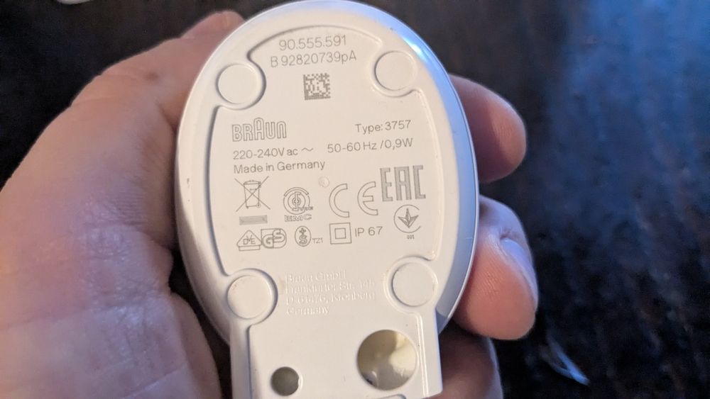 Ładowarka szczoteczki Braun