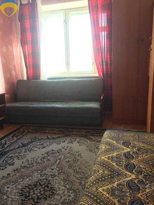 Затишна кімната біля парку — заходь та живи!