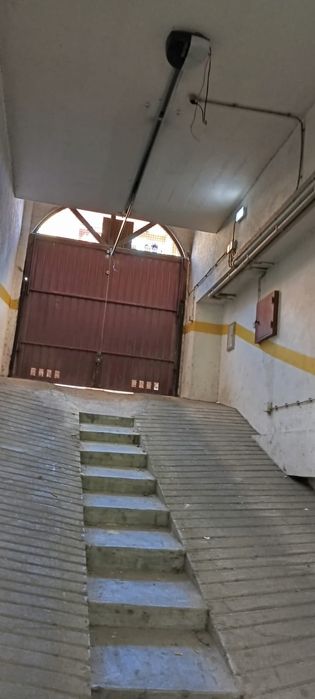 Vendo garagem box com 15 metros quadrados