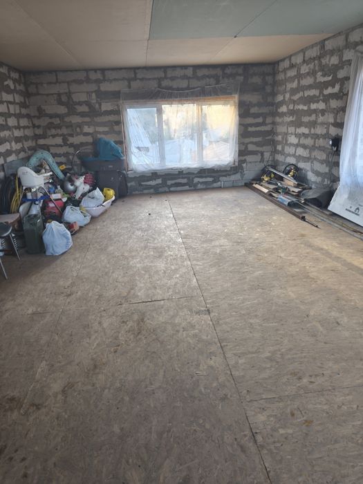 Продаются  2  дома на одном  участке