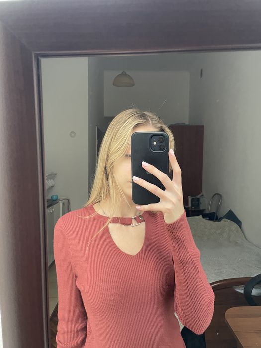 Sweter różowy Szachownica