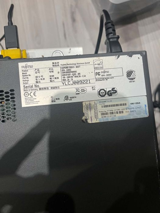 Komputer Fujitsu esprimo e900 0-WATT