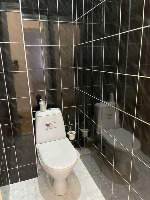 Подобов 2-ка в самому центрі, документи.