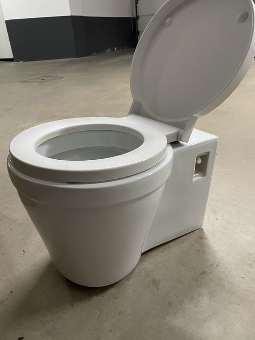 Conjunto Sanitário Sanindusa (2 Sanitas + 1 Bidé) – Design Moderno