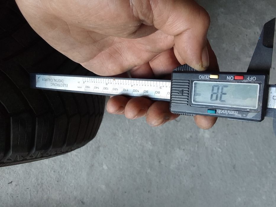 Cena za 2 Opony zimowe 215/55r17 YOKOHAMA 2023r