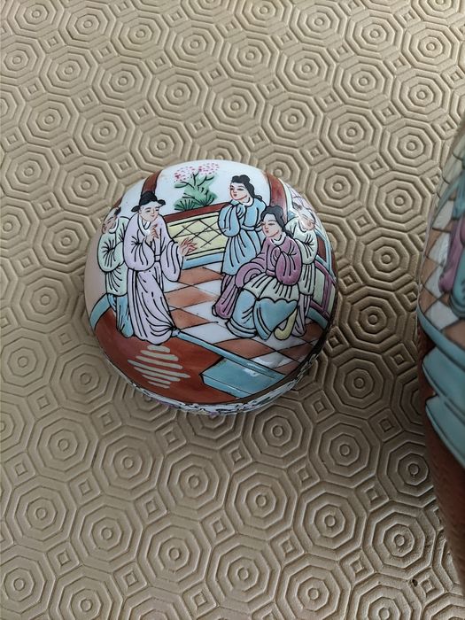Jarrão com tampa, porcelana chinesa