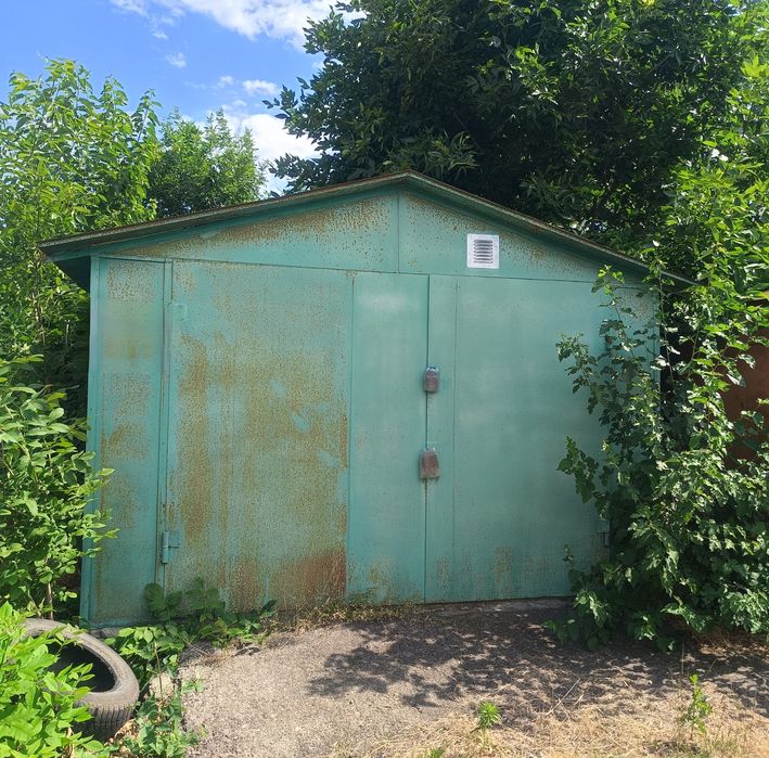 Металевий гараж з ямою.  Кооператив "Граніт" 4х6м (13 лінія, Дубки)