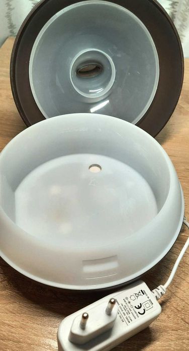 2 б/в ультразвукові зволожувачі повітря по 500мл без кришки, неробочий