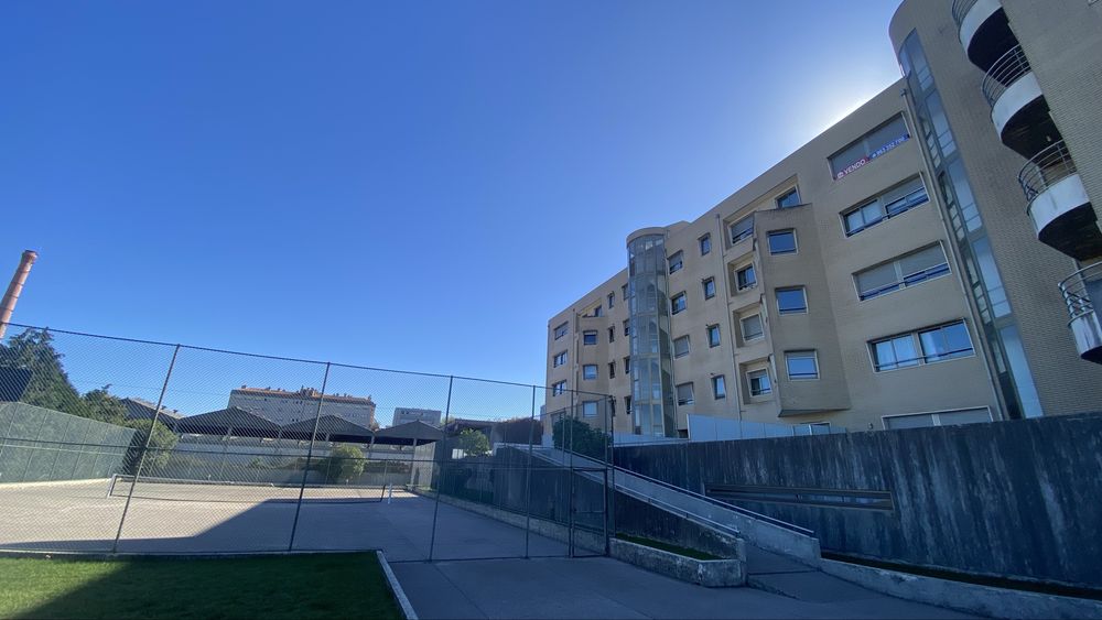 Apartamento Penthouse T4 Recuado - Possibilidade de Permuta (T2/T3)