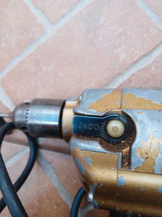 Berbequim Black&Decker D500 20