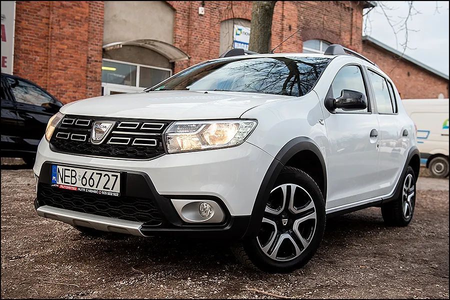 Dacia Sandero Stepway Celebration 1 ręka Bezwypadkowy z Niemiec Zarejestrowany