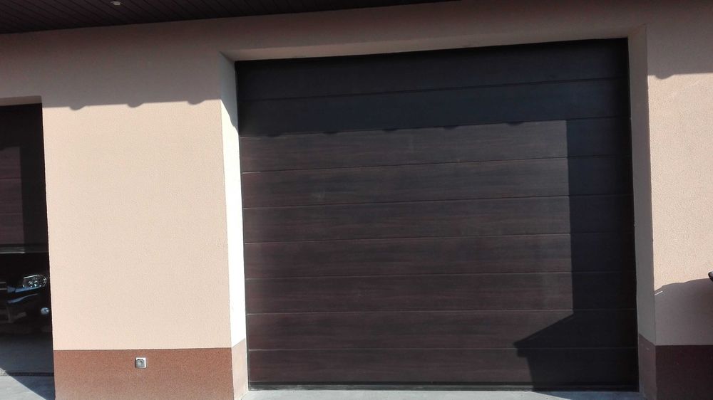 Brama garażowa segmentowa Bramy garażowe przemysłowe