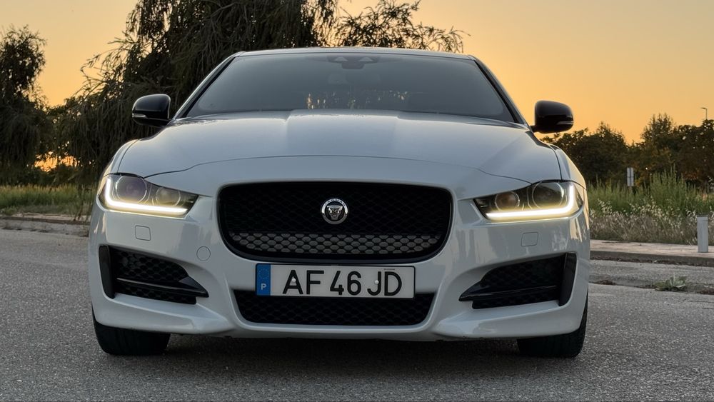 Jaguar XE 2.0D 163Cv Versão R-Sport