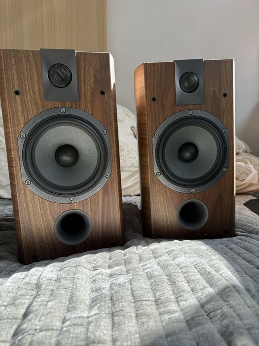 Focal Chorus 706 + kable