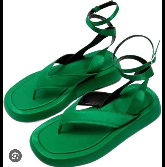 ZARA sandały płaskie - nowe