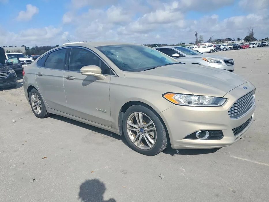 Ford Mondeo Cena/Jakość auto w drodze do Polski