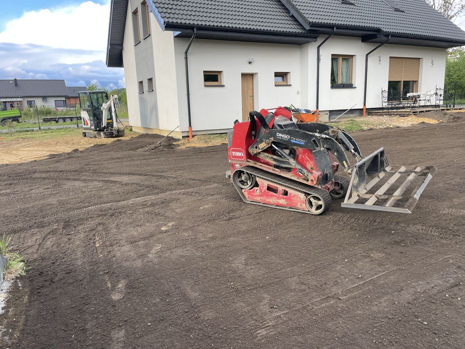 Toro dingo tx1000 z łyżką miniładowarka