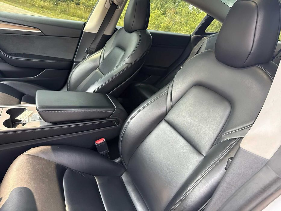 Tesla Model 3 Performance      2022