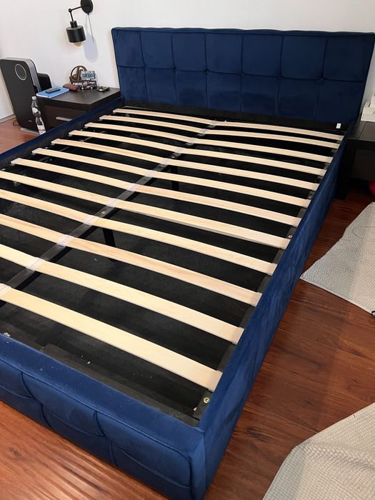 Łóżko tapicerowane z komorą na posciel