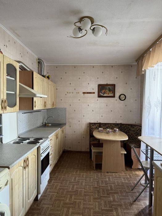 Продаж 2-к кв 70м2 Позняки Григоренко буд.15
