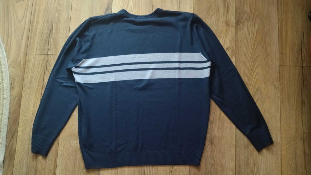 Męski granatowy sweter XXL