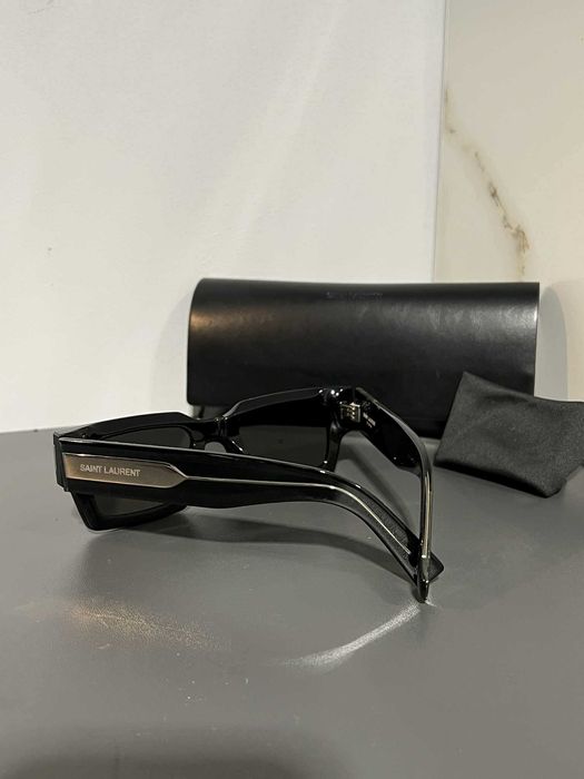 Okulary przeciwsłoneczne Saint Laurent SL 572 001/Komis Krzysiek