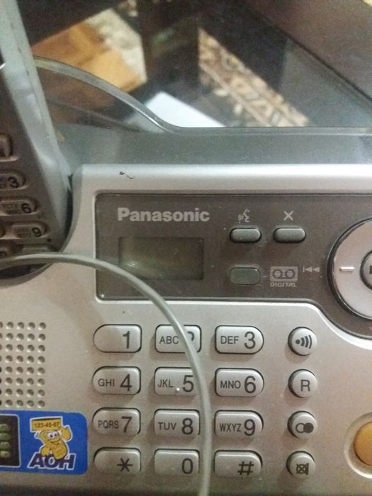Телефон  Панасоник