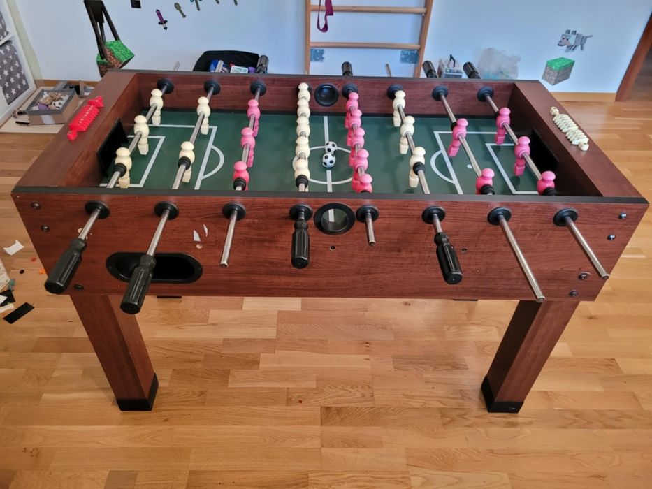 Stół do piłkarzyków piłkarzyki