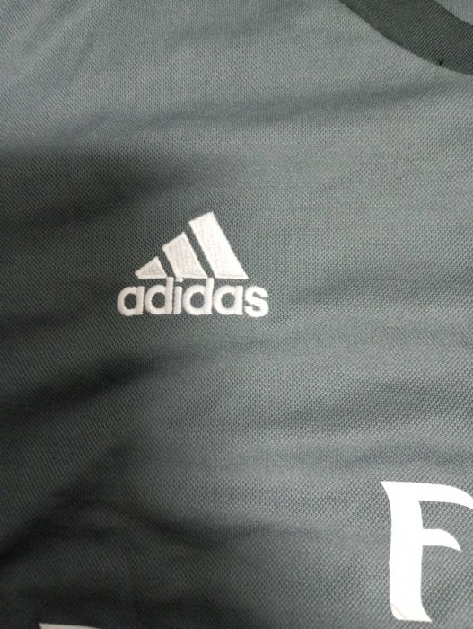 Camisola Benfica XL
( Nunca usada )