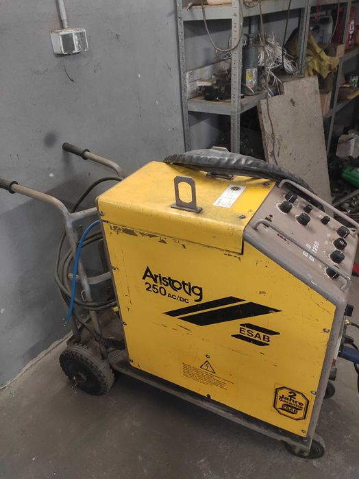 Esab aristotig DTM 250 AC/DC