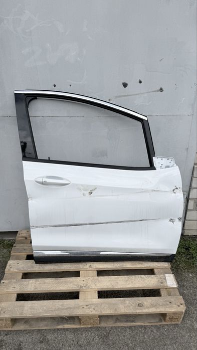 Двері на Chevrolet Bolt EV праві перед та зад