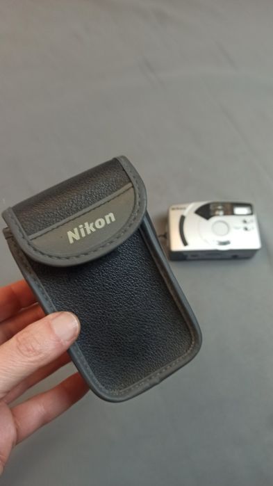 Nikon EF400 SV analógica 28mm