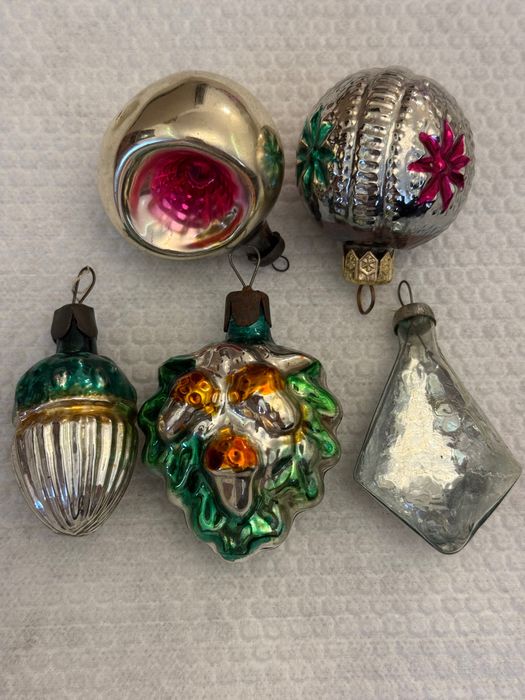 Ялинкові скляні іграшки СССР