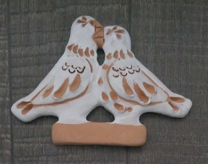 На подарок Миниатюрные фигурки барельеф «Пара Голубей». Керамика