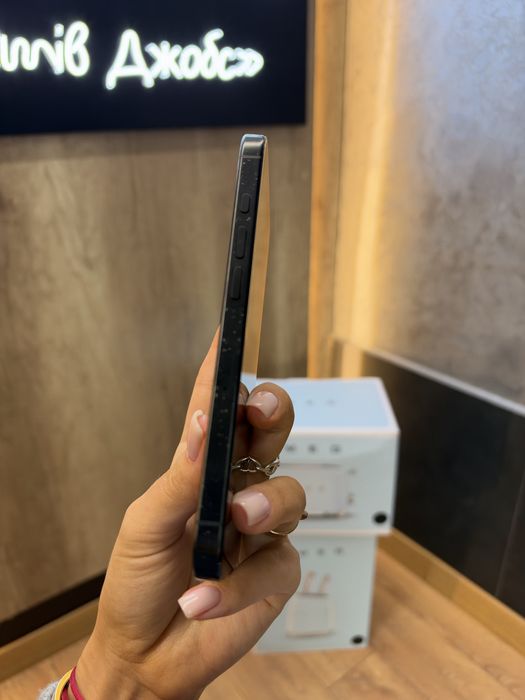 Used IPHONE 16Pro 256 Black Titanium Neverlock Костюшка,5 igrand