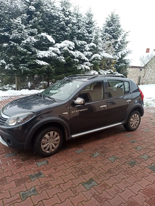 Dacia Sandero Stepway 2009 r. 1.6 mpi