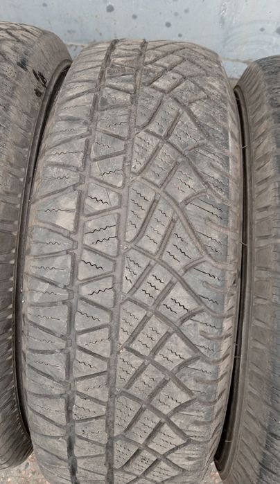 Резина Michelin latitude 245/70R16