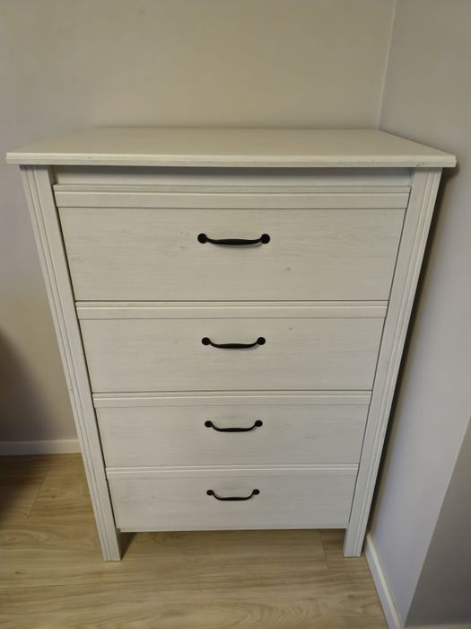 Komoda Brusali 4 szuflady z Ikei jak nowa
