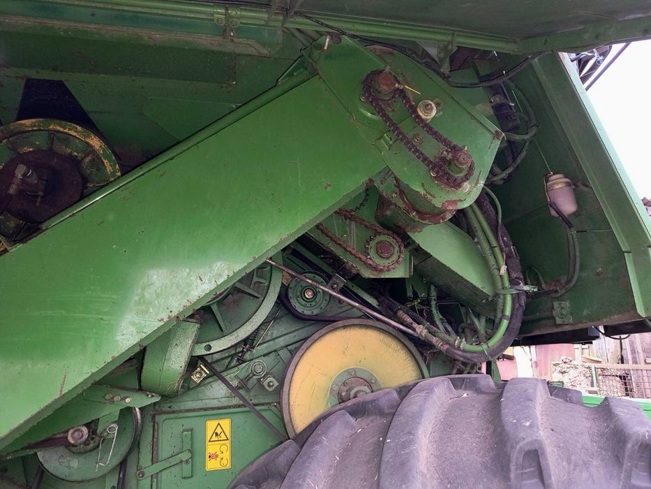 John Deere 2254.