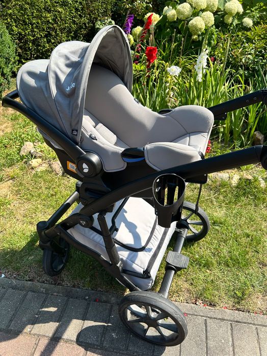 Fotelik samochodowy Joie 0-13 + baza