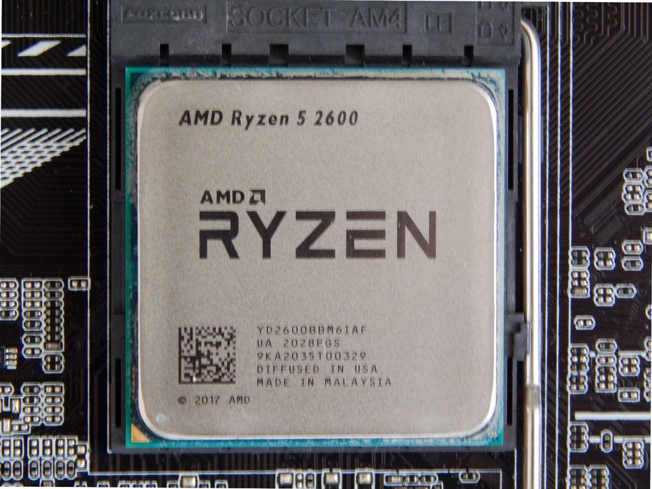 Procesor AMD Ryzen 5 2600 (YD2600BBM6IAF)