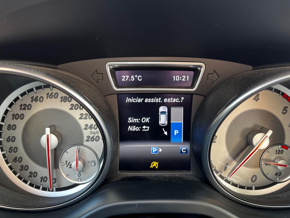 Mercedes GLA 180D Urban